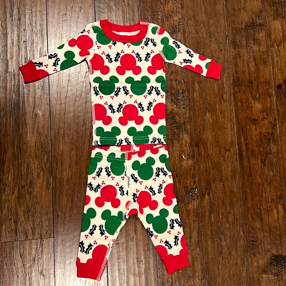 NWT Hanna Andersson Mickey Mouse Christmas baby pajama set.